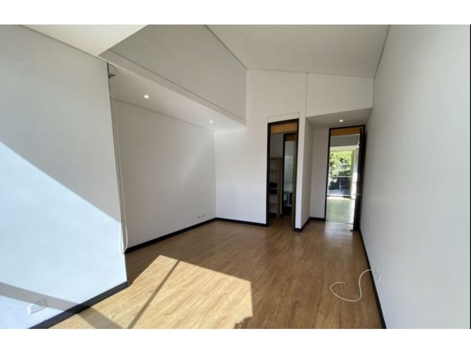 Casa de 4 alcobas en arriendo en Bolivariana, Envigado, 300 m² · foto 10 de 24