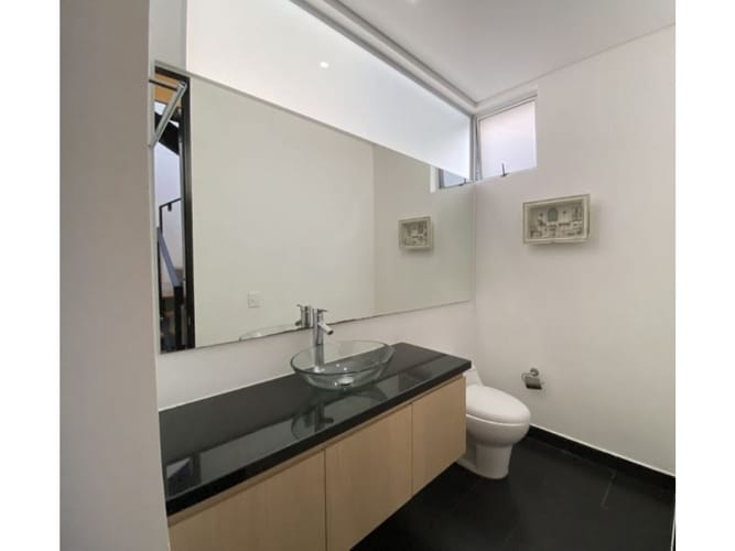 Casa de 4 alcobas en arriendo en Bolivariana, Envigado, 300 m² · foto 12 de 24