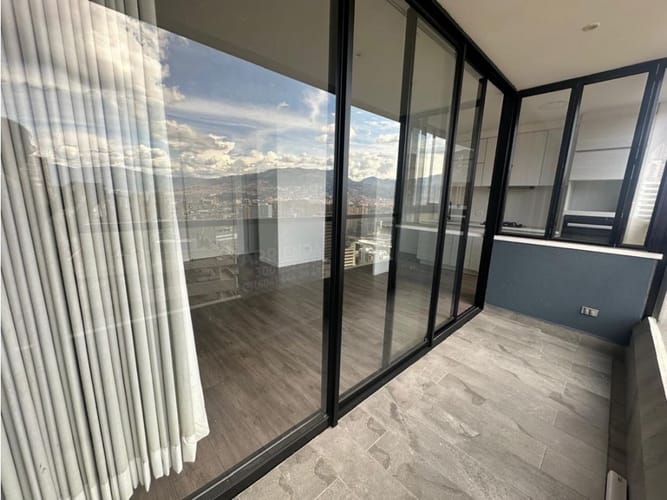 Apartamento de 2 alcobas en arriendo en Lalinde, Medellín, 85 m² · foto 16 de 20
