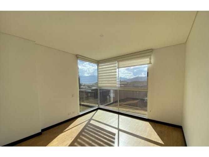 Casa de 4 alcobas en arriendo en Bolivariana, Envigado, 300 m² · foto 24 de 24