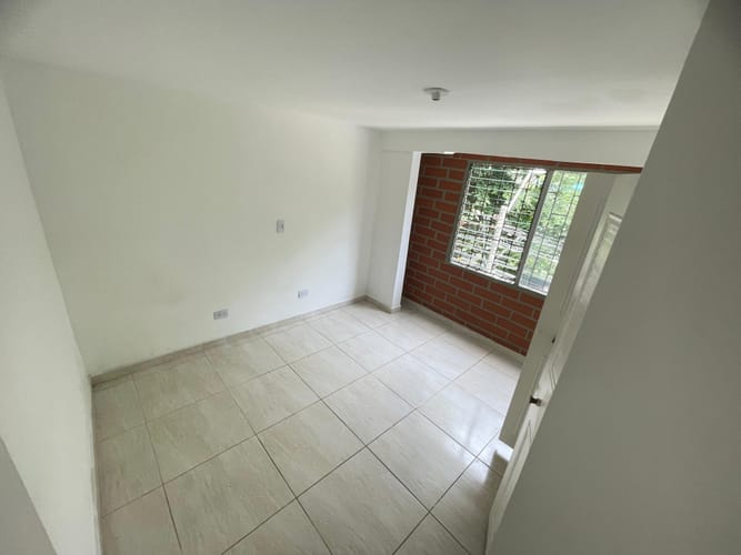 Apartamento de 4 alcobas en arriendo en Belen Las Playas, Medellín, 90 m² · foto 5 de 24