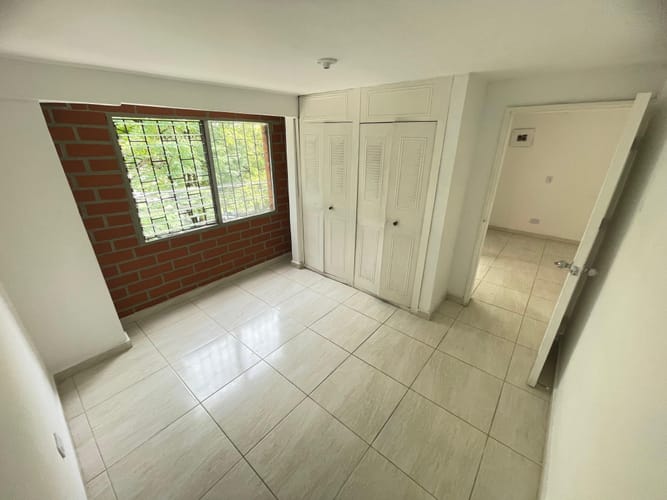 Apartamento de 4 alcobas en arriendo en Belen Las Playas, Medellín, 90 m² · foto 8 de 24