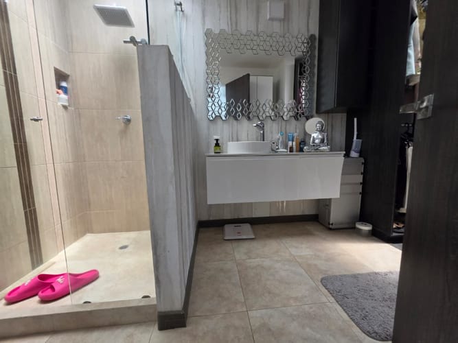 Casa de 5 alcobas en venta en Galicia, Pereira, 1600 m² · foto 24 de 24