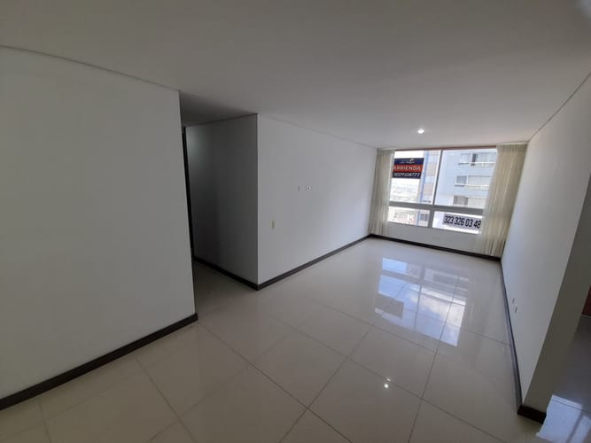 Apartamento de 3 alcobas en arriendo en Aves Maria, Sabaneta, 76 m² · foto 2 de 24