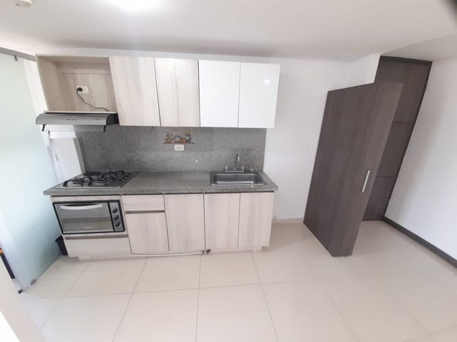 Apartamento de 3 alcobas en arriendo en Aves Maria, Sabaneta, 76 m² · foto 7 de 24