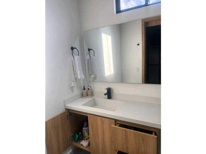 Casa de 4 alcobas en arriendo en Llano Grande, Rionegro, 213 m² · foto 15 de 21