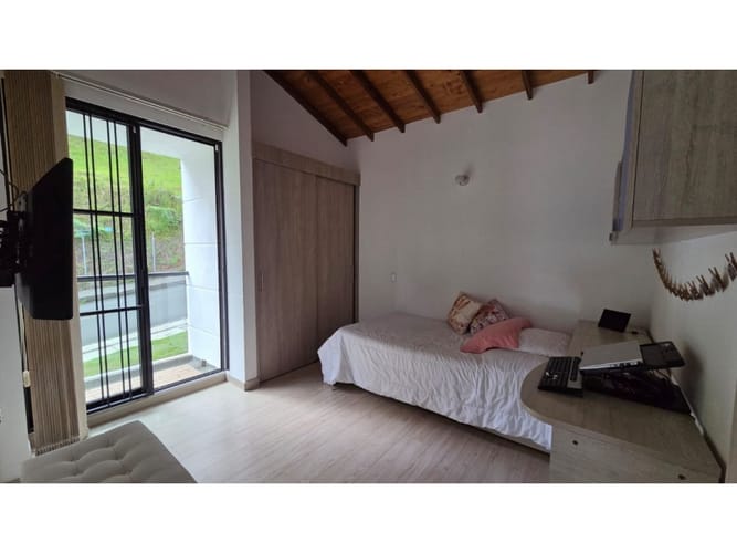 Casa de 3 alcobas en venta en Pantanillo, El Retiro, 135 m² · foto 13 de 21