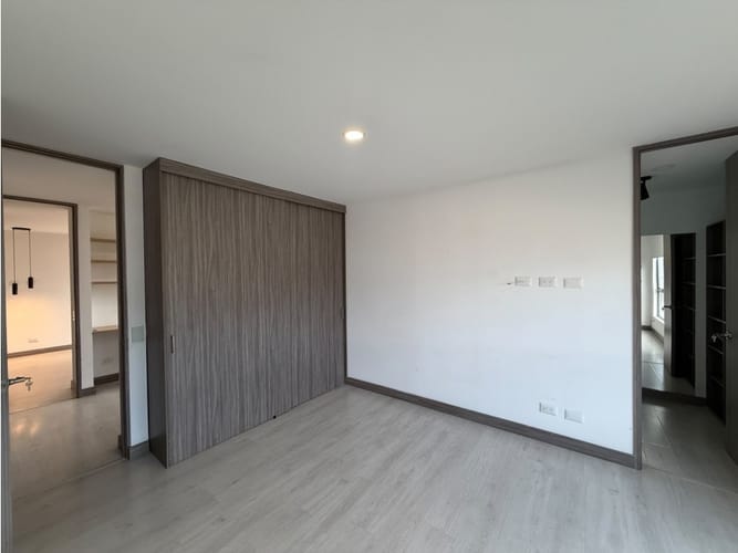 Apartamento de 3 alcobas en arriendo en Mugá, Medellín, 139 m² · foto 6 de 24