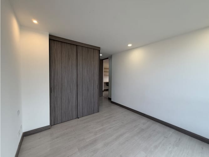 Apartamento de 3 alcobas en arriendo en Mugá, Medellín, 139 m² · foto 9 de 24