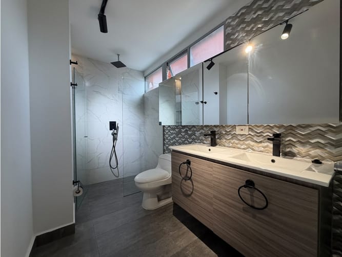 Apartamento de 3 alcobas en arriendo en Mugá, Medellín, 139 m² · foto 15 de 24