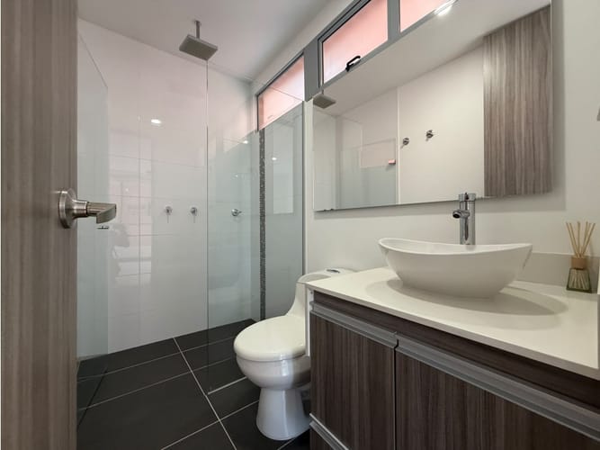 Apartamento de 3 alcobas en arriendo en Mugá, Medellín, 139 m² · foto 16 de 24