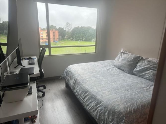Apartamento de 2 alcobas en venta en Cerros De Niza, Bogotá, 93 m² · foto 4 de 12