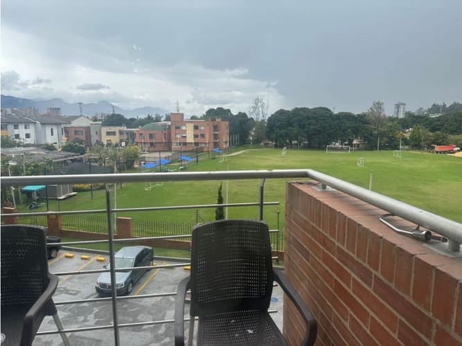 Apartamento de 2 alcobas en venta en Cerros De Niza, Bogotá, 93 m² · foto 8 de 12