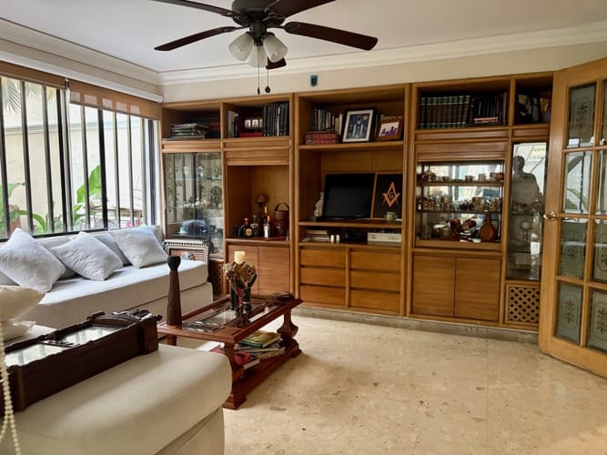 Casa de 4 alcobas en venta en Bocagrande, Cartagena, 458 m² · foto 4 de 20