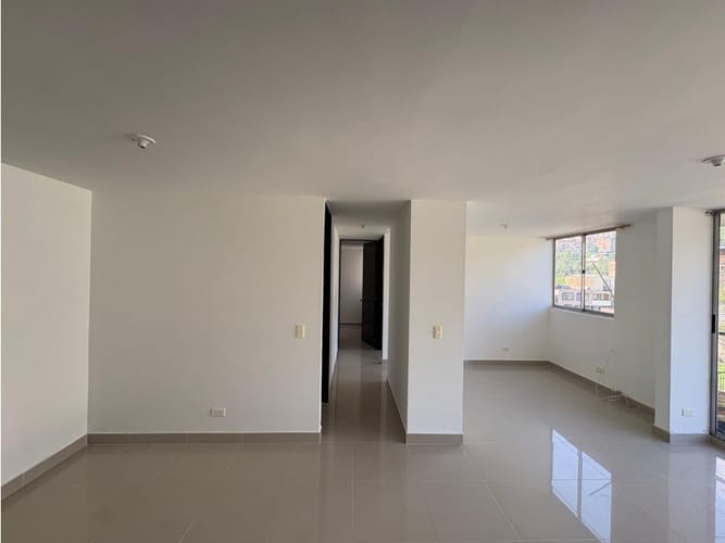 Apartamento de 2 alcobas en arriendo en San Antonio De Prado, Medellín, 60 m² · foto 3 de 15