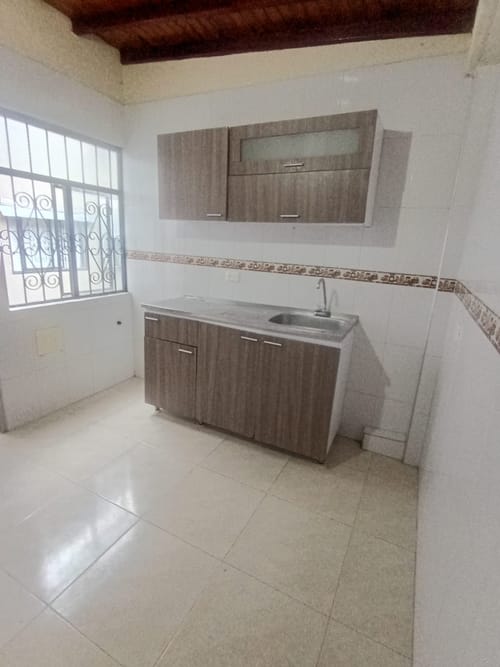 Apartamento de 2 alcobas en arriendo en Las Amarillas, Piedecuesta, 50 m² · foto 5 de 10