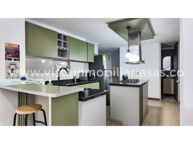 Edificio en venta en Milan, Manizales, 332 m² · foto 4 de 24