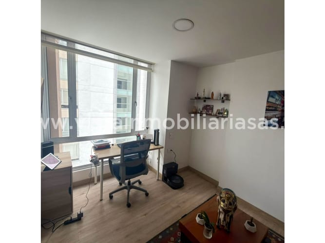 Apartamento de 2 alcobas en venta en Los Laureles, Manizales, 74 m² · foto 2 de 5