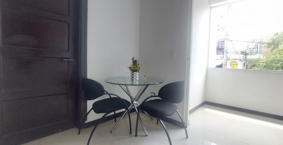 Casa de 5 alcobas en venta en San Vicente, Cali, 450 m² · foto 3 de 21