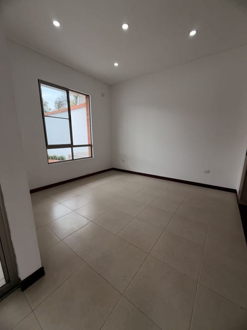 Casa de 4 alcobas en venta en Pance, Cali, 199 m² · foto 3 de 24