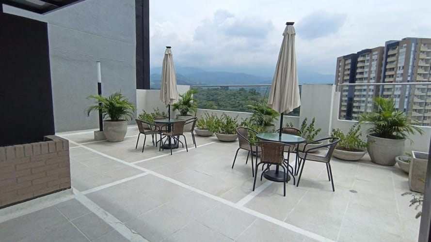 Apartamento de 3 alcobas en venta en Ciudad Jardin, Cali, 128 m² · foto 20 de 21