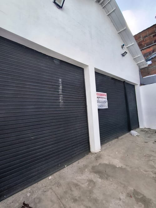 Bodega en arriendo en Caicedo, Medellín, 360 m² · foto 2 de 9