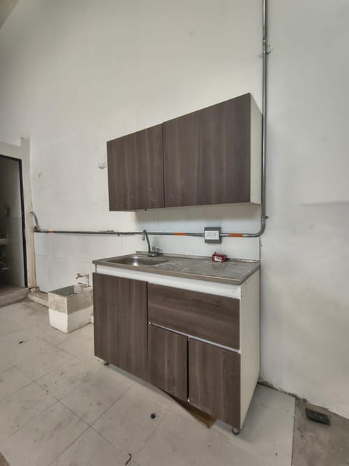 Bodega en arriendo en Caicedo, Medellín, 360 m² · foto 8 de 9