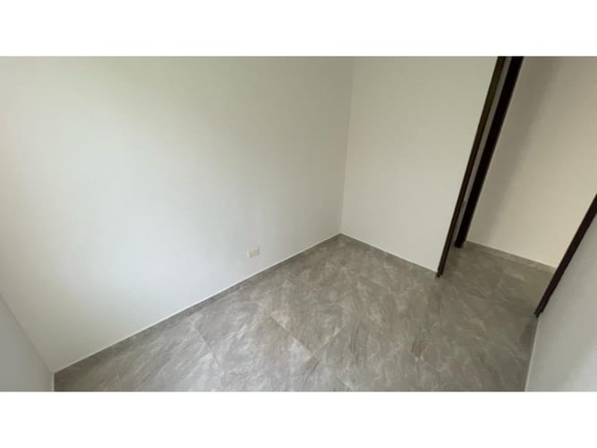 Apartamento de 3 alcobas en venta en San Gregorio, Dosquebradas, 50 m² · foto 18 de 24