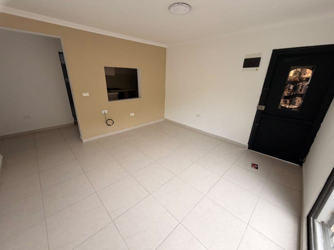 Apartamento de 2 alcobas en arriendo en Villatina, Medellín, 55 m² · foto 4 de 10