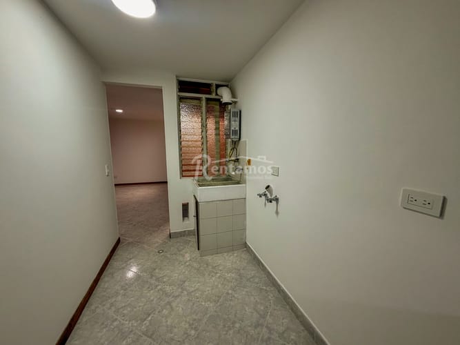 Apartamento de 2 alcobas en arriendo en Zuñiga, Envigado, 72 m² · foto 5 de 20