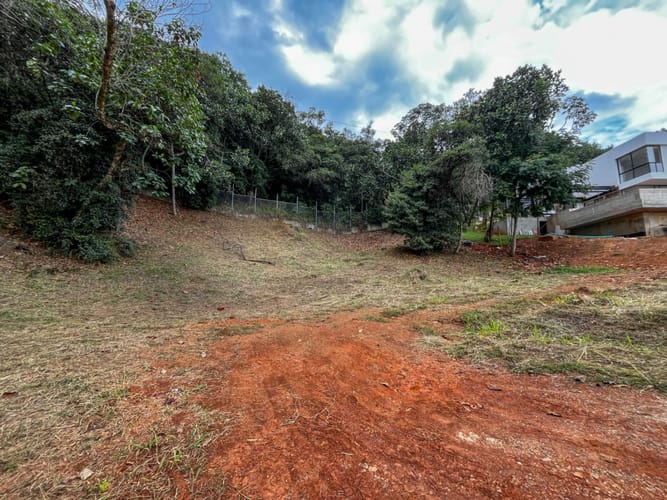 Lote en venta en Pance, Cali, 1500 m² · foto 3 de 5