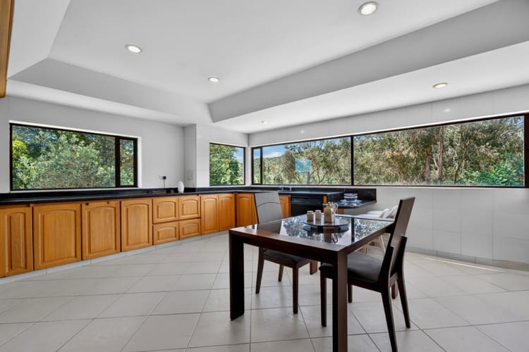 Casa de 5 alcobas en arriendo en Altos De Yerbabuena, Chía, 461 m² · foto 9 de 24
