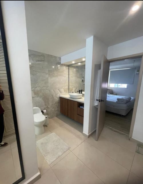 Apartamento de 4 alcobas en venta en Altos De Riomar, Barranquilla, 220 m² · foto 5 de 6