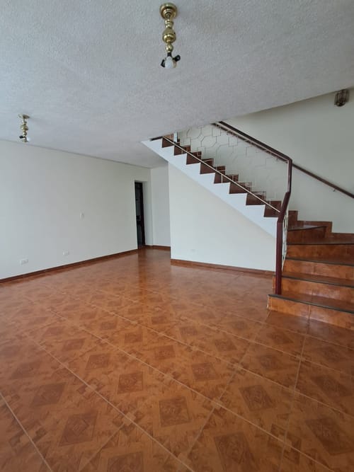 Casa de 4 alcobas en arriendo en Remanso, Bogotá, 244 m² · foto 17 de 24