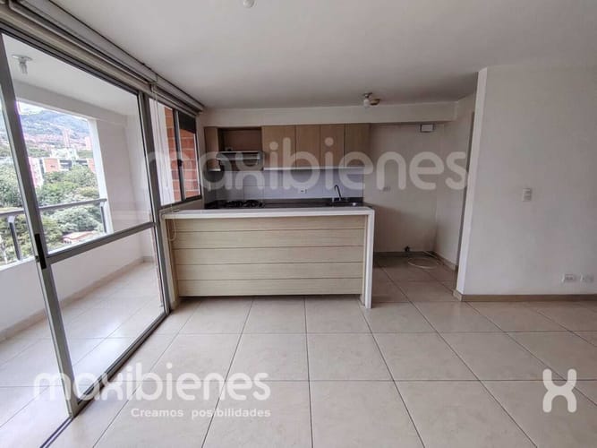 Apartamento de 2 alcobas en arriendo en La Pilarica, Medellín, 70 m² · foto 3 de 23