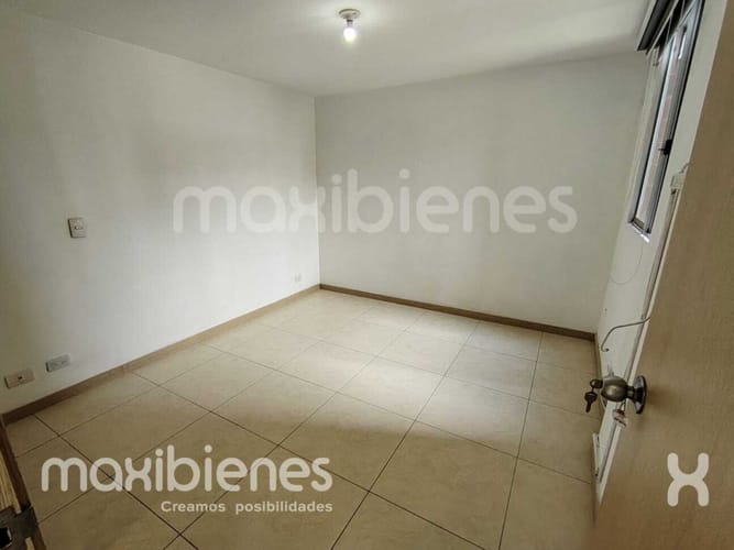 Apartamento de 2 alcobas en arriendo en La Pilarica, Medellín, 70 m² · foto 13 de 23