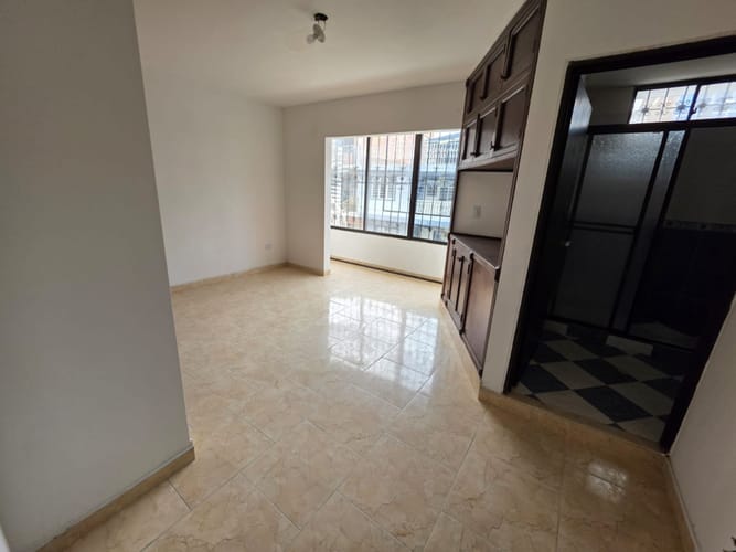 Casa de 4 alcobas en arriendo en El Guabal, Cali, 120 m² · foto 3 de 15