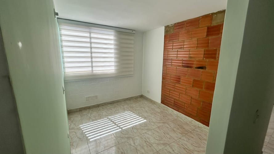 Apartamento de 3 alcobas en arriendo en Planadas, Mosquera, 51 m² · foto 13 de 19