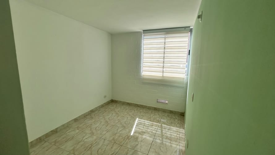 Apartamento de 3 alcobas en arriendo en Planadas, Mosquera, 51 m² · foto 16 de 19