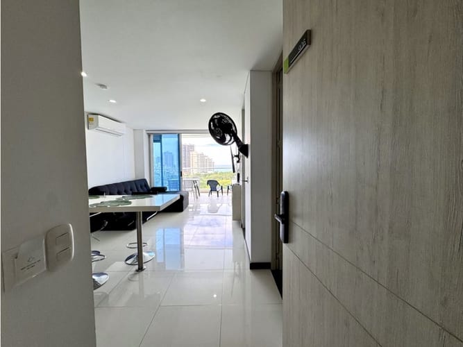 Apartamento de 2 alcobas en venta en Bello Horizonte, Santa Marta, 80 m² · foto 2 de 19