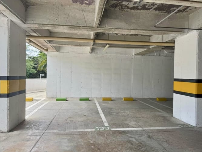 Apartamento de 2 alcobas en venta en Bello Horizonte, Santa Marta, 80 m² · foto 8 de 19