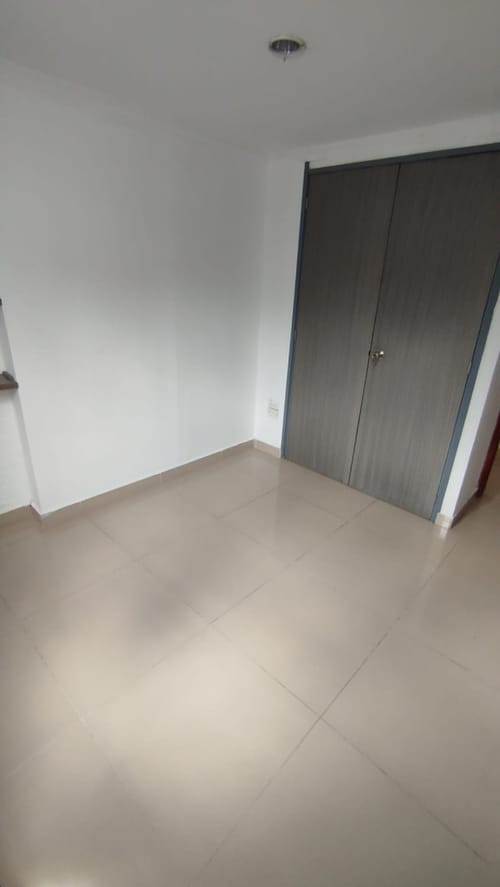 Apartamento de 3 alcobas en arriendo en Prado, Medellín, 75 m² · foto 8 de 8