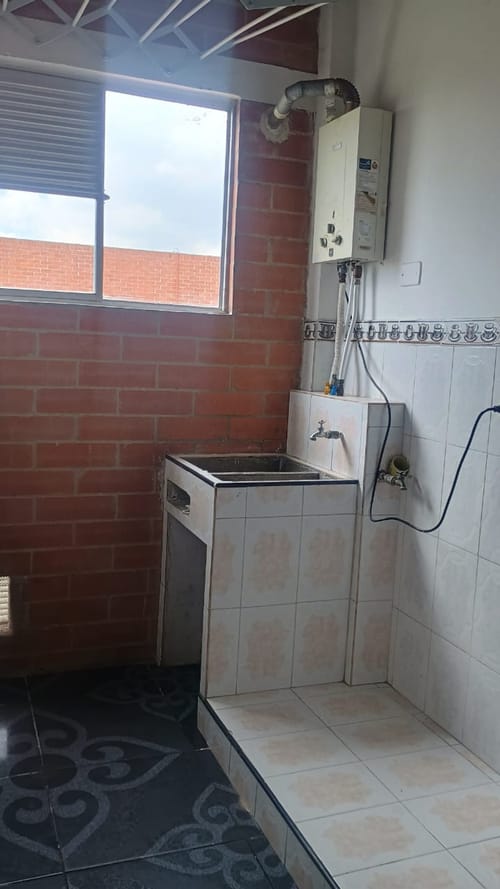 Apartamento de 3 alcobas en arriendo en Tintala, Bogotá, 53 m² · foto 4 de 11