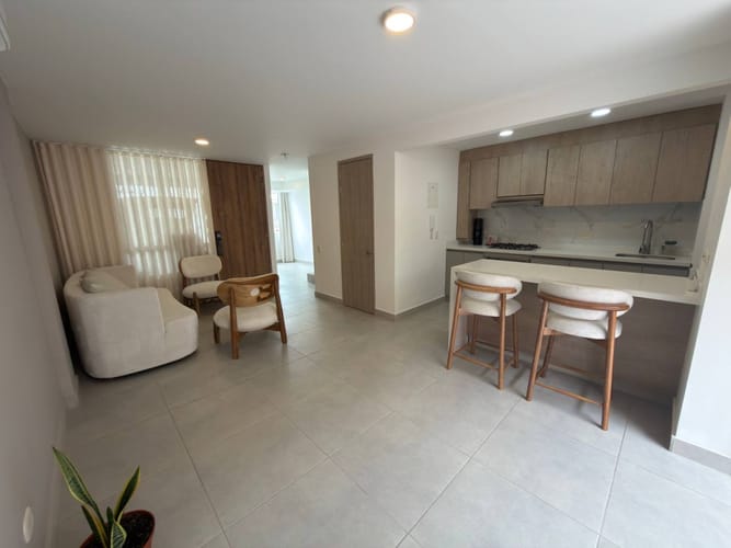 Casa de 3 alcobas en venta en Ciudad Country, Jamundí, 102 m² · foto 3 de 23