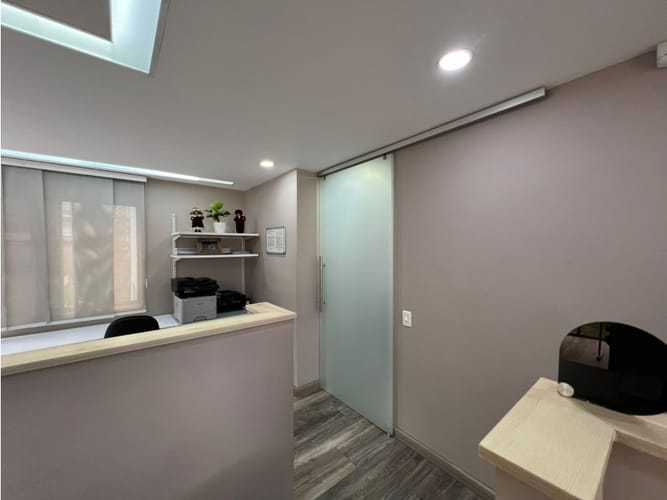 Oficina en venta en La Florida, Medellín, 122 m² · foto 8 de 24