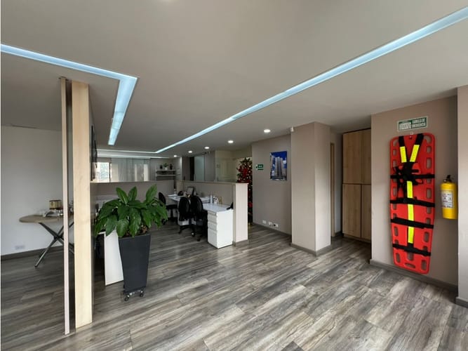 Oficina en venta en La Florida, Medellín, 122 m² · foto 14 de 24