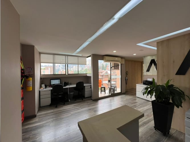 Oficina en venta en La Florida, Medellín, 122 m² · foto 16 de 24