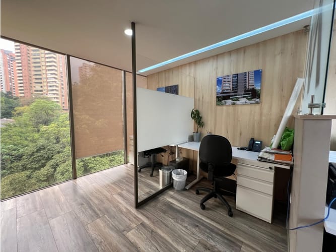 Oficina en venta en La Florida, Medellín, 122 m² · foto 22 de 24