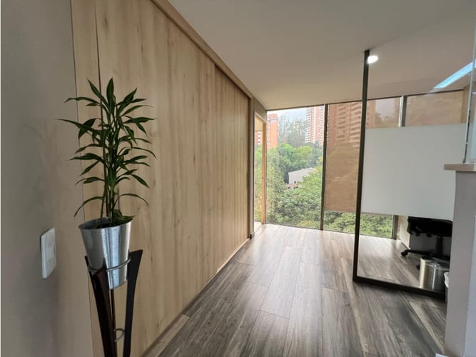 Oficina en venta en La Florida, Medellín, 122 m² · foto 23 de 24