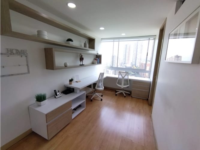 Apartamento de 2 alcobas en arriendo en El Poblado, Medellín, 137 m² · foto 21 de 24